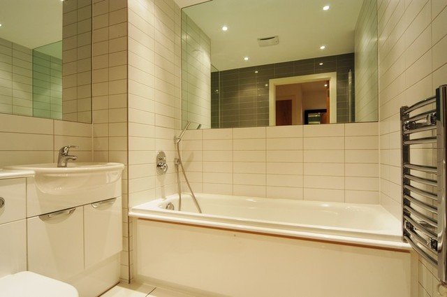  Image of 1 bedroom Flat for sale in Hallsville Road London E16 at 1 Hallsville Road  Canning Town, E16 1BF