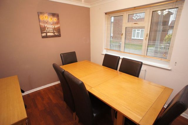  Image of 4 bedroom Detached house for sale in The Spinneys Eastwood Leigh-on-Sea SS9 at The Spinneys  Leigh-On-Sea, SS9 5QZ