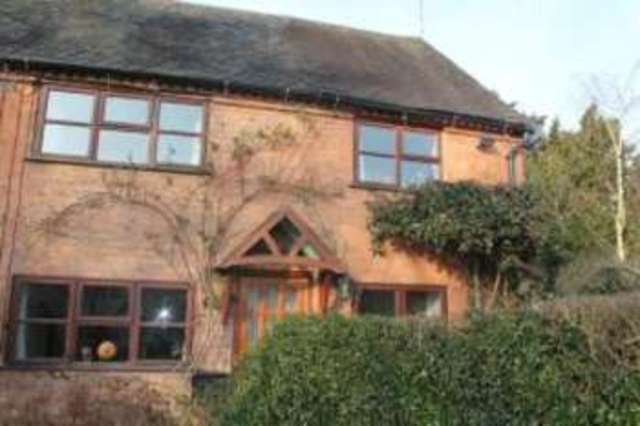  Image of 3 bedroom Semi-Detached house for sale in The Terrace The Green Snitterfield Stratford-upon-Avon CV37 at The Green Snitterfield Snitterfield, CV37 0JD