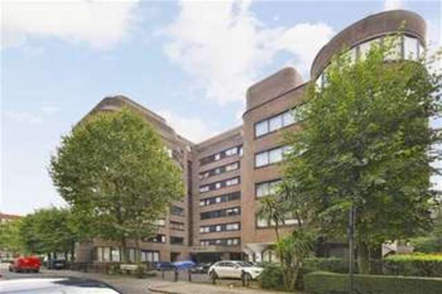  Image of 3 bedroom Flat to rent in Queens Terrace London NW8 at London, NW8 6DF