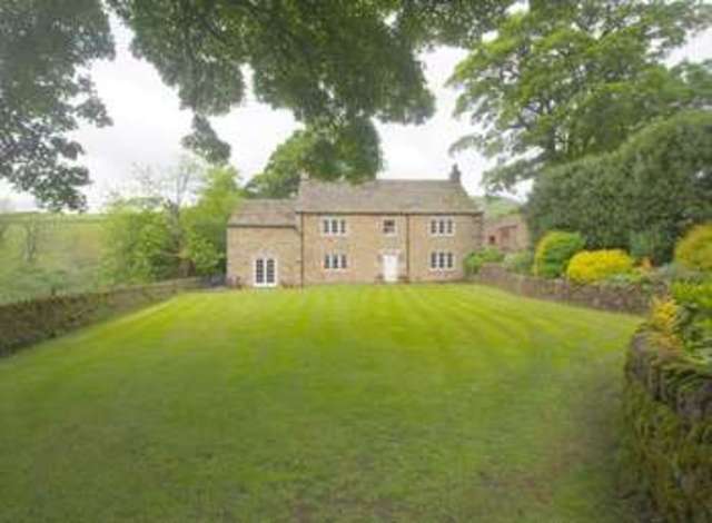  Image of 6 bedroom Detached house for sale in The Wash Chapel-En-Le-Frith High Peak SK23 at Chapel-en-le-Frith  High Peak, SK23 0QL