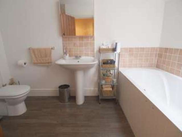  Image of 6 bedroom Detached house for sale in The Wash Chapel-En-Le-Frith High Peak SK23 at Chapel-en-le-Frith  High Peak, SK23 0QL