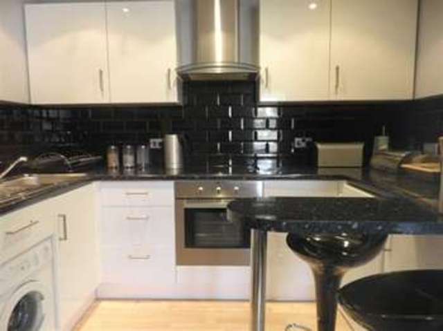  Image of 2 bedroom Flat for sale in The Whithys Street BA16 at Street, BA16 9PJ