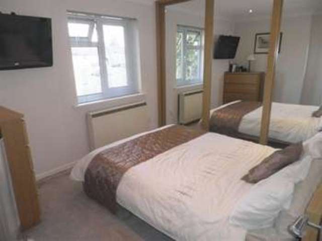  Image of 2 bedroom Flat for sale in The Whithys Street BA16 at Street, BA16 9PJ