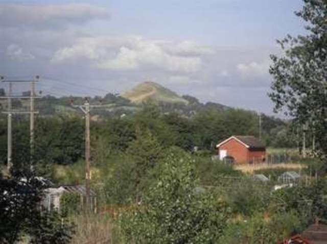  Image of 2 bedroom Flat for sale in The Whithys Street BA16 at Street, BA16 9PJ