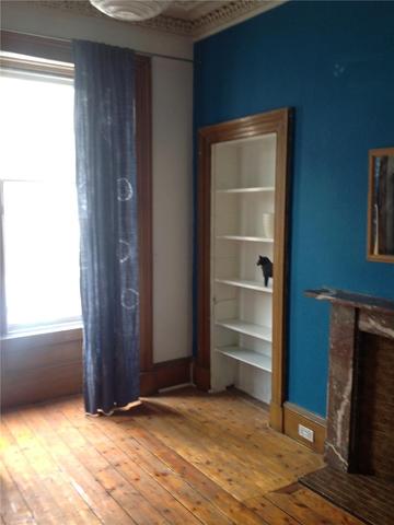  Image of 4 bedroom Flat to rent in Thirlestane Road Edinburgh EH9 at Marchmont Edinburgh Edinburgh, EH9 1AL