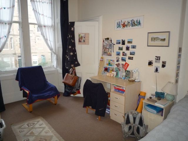  Image of 4 bedroom Flat to rent in Thirlestane Road Edinburgh EH9 at Marchmont Edinburgh Edinburgh, EH9 1AL