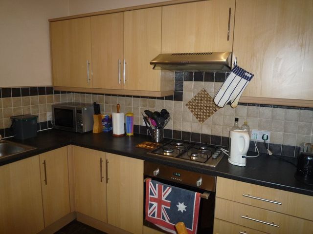  Image of 4 bedroom Flat to rent in Thirlestane Road Edinburgh EH9 at Marchmont Edinburgh Edinburgh, EH9 1AL