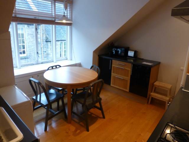  Image of 1 bedroom Flat to rent in Thistle Street Edinburgh EH2 at New Town Edinburgh Edinburgh, EH2 1DY