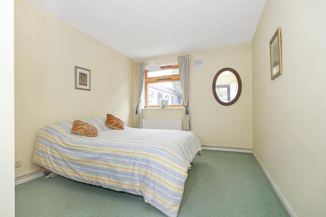  Image of 1 bedroom Flat for sale in Thorburn Square London SE1 at Thorburn Square  Old Kent Road, SE1 5QF