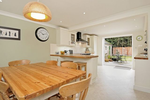  Image of 5 bedroom Detached house for sale in Thorncroft Englefield Green Egham TW20 at Thorncroft  Englefield Green, TW20 0SB