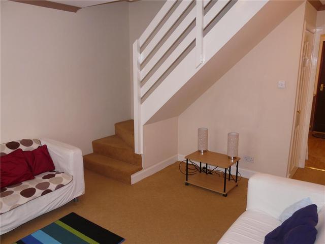  Image of 2 bedroom Terraced house to rent in Thornhill Road Falkirk FK2 at Falkirk Falkirk Falkirk, FK2 7AB