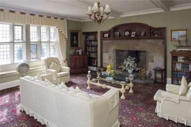  Image of 7 bedroom Detached house for sale in Thornton Road Thornton Bradford BD13 at Thornton Bradford Thornton, BD13 3AA