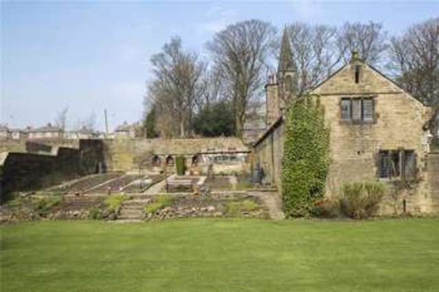  Image of 7 bedroom Detached house for sale in Thornton Road Thornton Bradford BD13 at Thornton Bradford Thornton, BD13 3AA