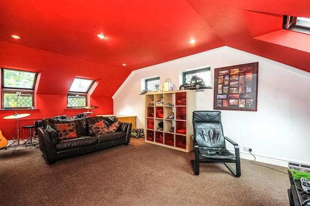  Image of 4 bedroom Detached house for sale in Thorpe Lane Guiseley Leeds LS20 at Guiseley Leeds Guiseley, LS20 8LQ