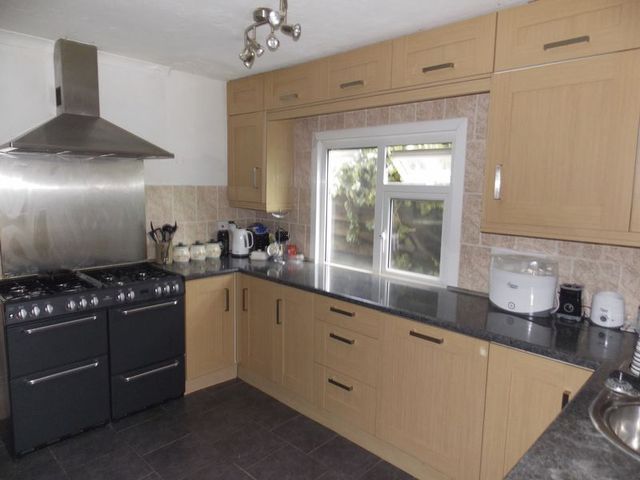  Image of 3 bedroom Detached house for sale in Connaught Road Weeley Heath Clacton-on-Sea CO16 at Connaught Road Weeley Heath Clacton-On-Sea, CO16 9EL