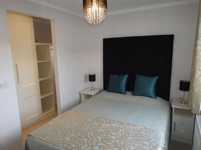  Image of 2 bedroom Retirement Property for sale in Three Star Park Bedford Road Lower Stondon Henlow SG16 at Bedford Road Lower Stondon Henlow, SG16 6DU