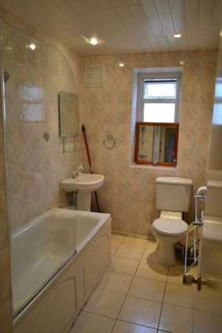  Image of 2 bedroom Flat for sale in Thurlby Close Harrow-on-the-Hill Harrow HA1 at Thurlby Close  Harrow, HA1 2LZ