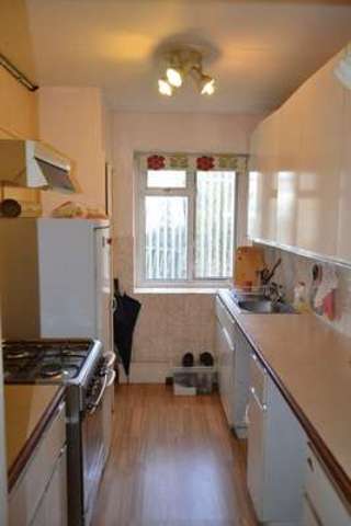  Image of 2 bedroom Flat for sale in Thurlby Close Harrow-on-the-Hill Harrow HA1 at Thurlby Close  Harrow, HA1 2LZ