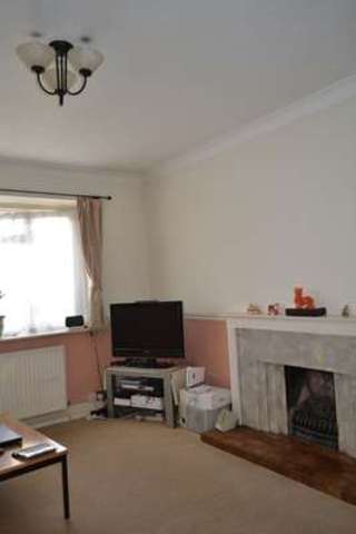  Image of 2 bedroom Flat for sale in Thurlby Close Harrow-on-the-Hill Harrow HA1 at Thurlby Close  Harrow, HA1 2LZ