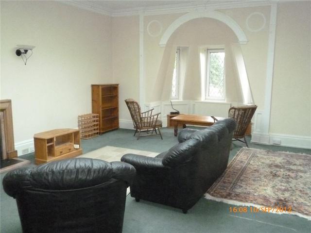  Image of 4 bedroom Flat to rent in Tipperlinn Road Edinburgh EH10 at Merchiston Edinburgh Edinburgh, EH10 5ET