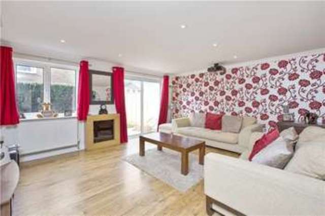  Image of 4 bedroom Detached house for sale in Tithe Close Maidenhead SL6 at Maidenhead Berkshire Holyport, SL6 2YT