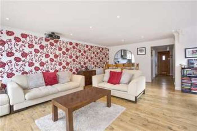  Image of 4 bedroom Detached house for sale in Tithe Close Maidenhead SL6 at Maidenhead Berkshire Holyport, SL6 2YT