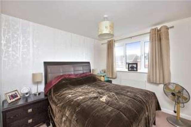  Image of 4 bedroom Detached house for sale in Tithe Close Maidenhead SL6 at Maidenhead Berkshire Holyport, SL6 2YT