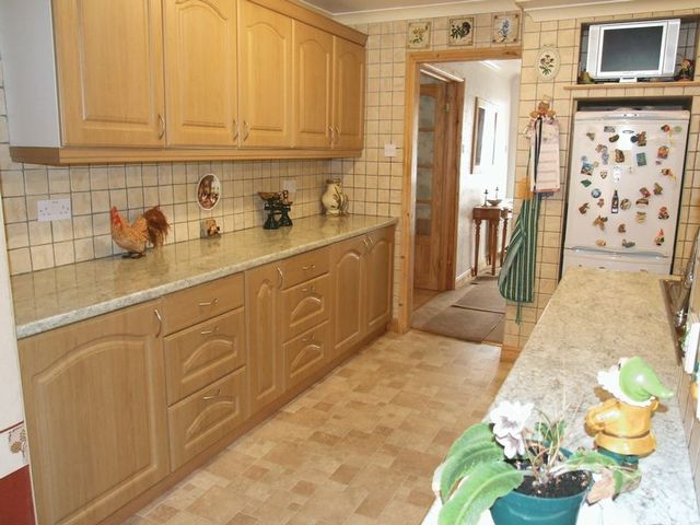  Image of 6 bedroom Detached house for sale in Tiverton Road Loughborough LE11 at Tiverton Road  Loughborough, LE11 2RZ