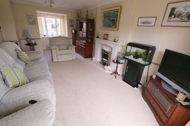  Image of 3 bedroom Detached house for sale in Toates Close Wilburton Ely CB6 at Toates Close  Wilburton Ely, CB6 3SL