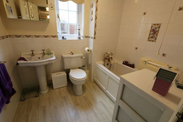  Image of 3 bedroom Detached house for sale in Toates Close Wilburton Ely CB6 at Toates Close  Wilburton Ely, CB6 3SL