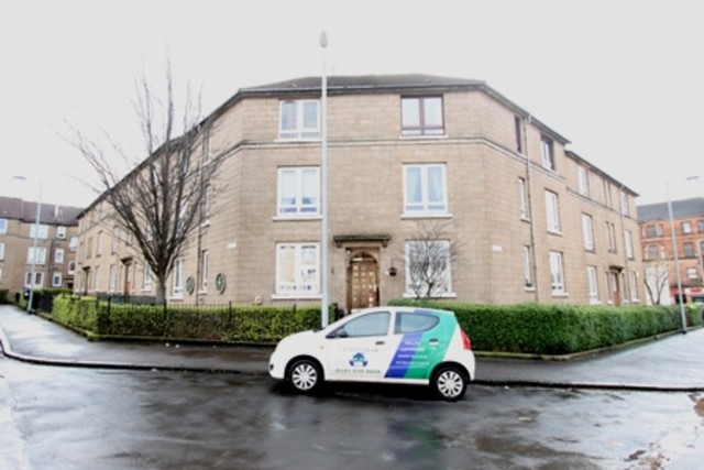  Image of 2 bedroom Flat to rent in Tobago Street Glasgow G40 at Glasgow Green Glasgow Glasgow, G40 2RR
