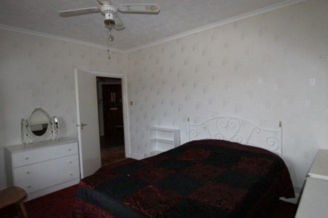  Image of 2 bedroom Flat to rent in Tobago Street Glasgow G40 at Glasgow Green Glasgow Glasgow, G40 2RR