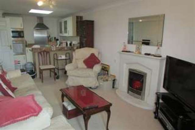  Image of 2 bedroom Flat for sale in Somerton Road Street BA16 at Street, BA16 0FE