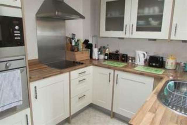  Image of 2 bedroom Flat for sale in Somerton Road Street BA16 at Street, BA16 0FE