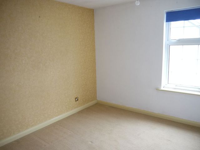  Image of 3 bedroom Detached house to rent in Totnes Close Eastleigh SO50 at Totnes Close  Eastleigh, SO50 4QW