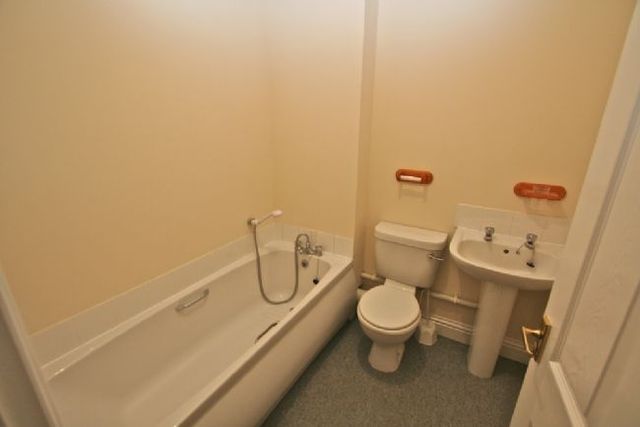  Image of 2 bedroom Mews to rent in Tower Court Tower Road Ely CB7 at Tower Court  Ely, CB7 4XS