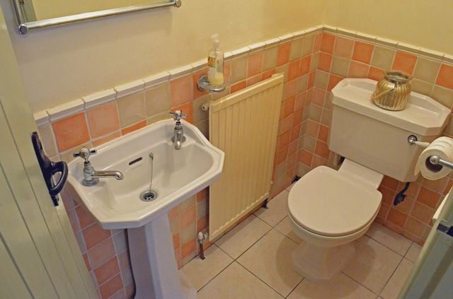  Image of 4 bedroom Detached house for sale in Town Street Lound Retford DN22 at 59 Town Street Lound Retford, DN22 8RT