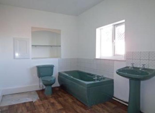  Image of 3 bedroom Detached house for sale in Town Street Sutton Retford DN22 at 5 Town Street Sutton Retford, DN22 8PT