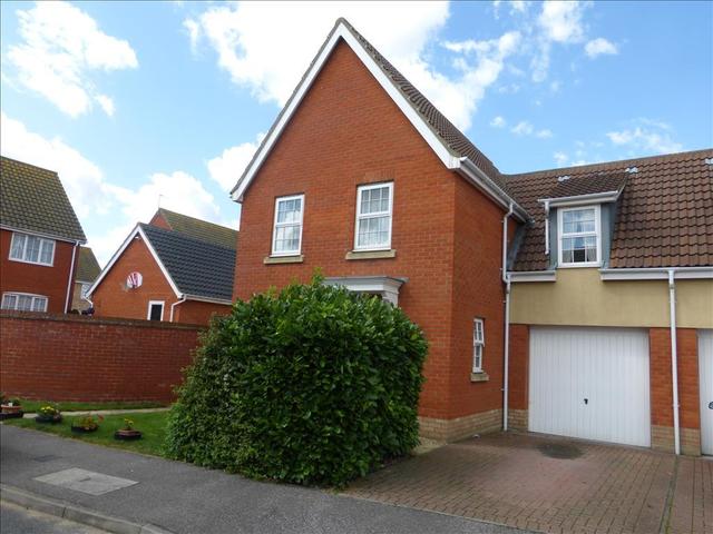  Image of 4 bedroom Detached house for sale in Townsend Way Lowestoft NR32 at Townsend Way  Lowestoft, NR32 4GF