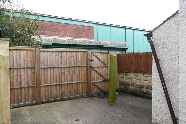  Image of 3 bedroom Detached house for sale in Trafalgar Road Ilkley LS29 at Ilkley West Yorkshire Ilkley, LS29 8HH
