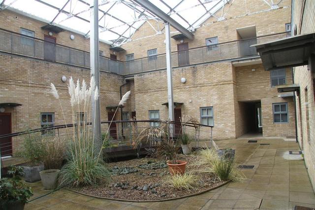 Image of 1 bedroom Apartment for sale in Otley Road Guiseley Leeds LS20 at Guiseley Leeds Guiseley, LS20 8LY