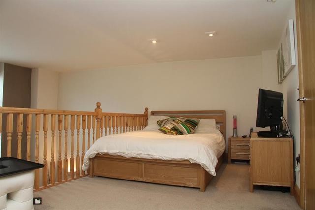  Image of 1 bedroom Apartment for sale in Otley Road Guiseley Leeds LS20 at Guiseley Leeds Guiseley, LS20 8LY