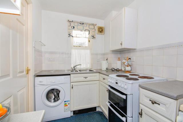  Image of Flat for sale in Transom Close London SE16 at Transom Close  Surrey Quays, SE16 7FH