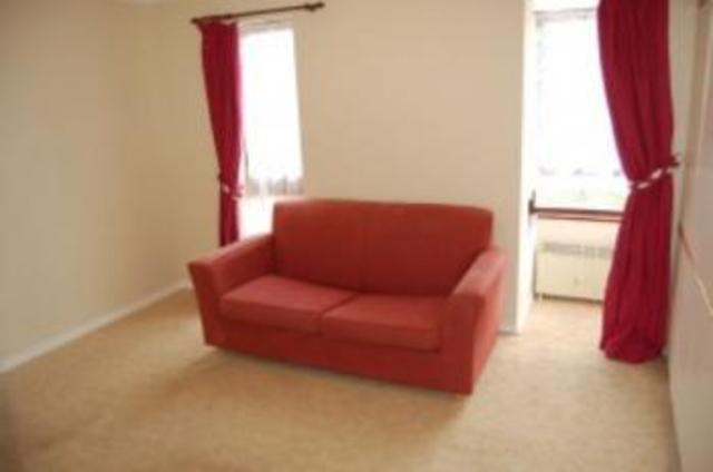  Image of 1 bedroom Flat to rent in Tremona Road Southampton SO16 at Tremona Road  Southampton, SO16 6TH