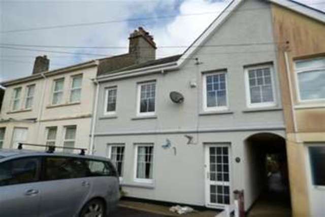  Image of 3 bedroom Terraced house to rent in Trenovissick Road St. Blazey Gate Par PL24 at Par, PL24 2DY