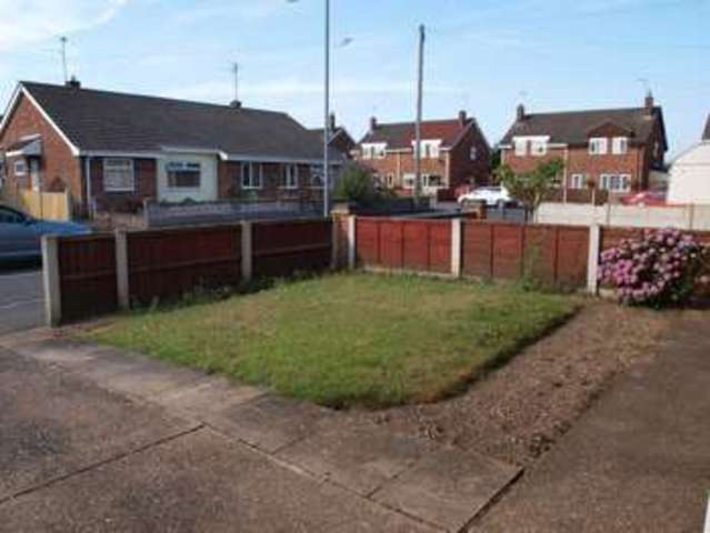  Image of 3 bedroom Semi-Detached house for sale in Trent Way Newark NG24 at Trent Way  Newark, NG24 2EZ