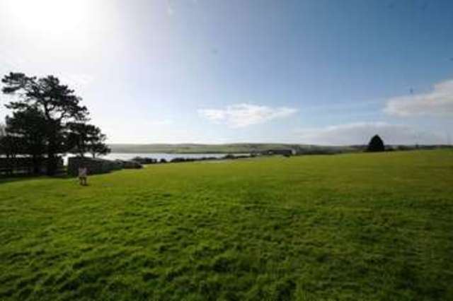  Image of 3 bedroom Flat for sale in Trevorder Road Torpoint PL11 at Torpoint Torpoint, PL11 2NS