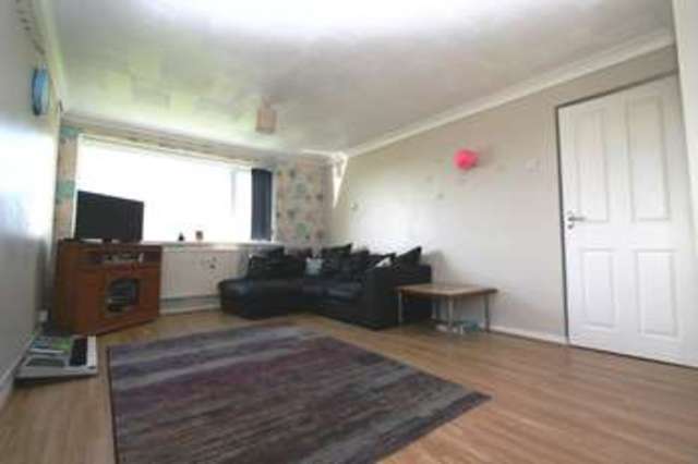  Image of 3 bedroom Flat for sale in Trevorder Road Torpoint PL11 at Torpoint Torpoint, PL11 2NS