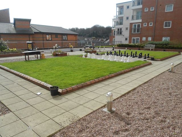  Image of 2 bedroom Flat for sale in London Road Newcastle-under-Lyme ST5 at London Road  Newcastle, ST5 1LA
